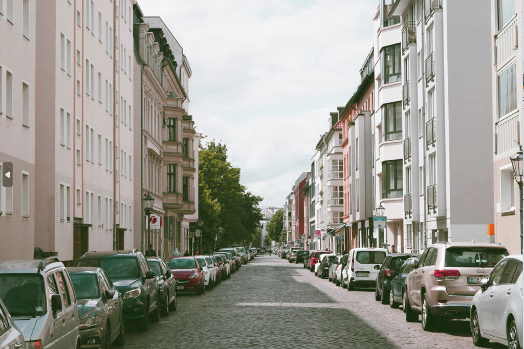 Mehrfamilienhaus kaufen Bielefeld – attraktive Angebote im Überblick über Kontakt: Andreas Klose Immobilienmakler Bielefeld - Tel 0521 1647853 oder www.immobilien-klose.com