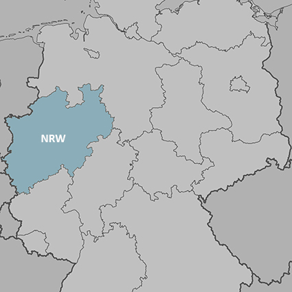 Karte von Deutschland mit hervorgehobenen Bundesland Nordrhein-Westfalen (NRW). Für unser Ankaufprofil Gewerbeimmobilien Ankauf und -Verkauf durch Immobilien-Klose, spezialisiert auf Bielefeld und NRW. Kontaktieren Sie uns unter Tel. 0521 1647853.